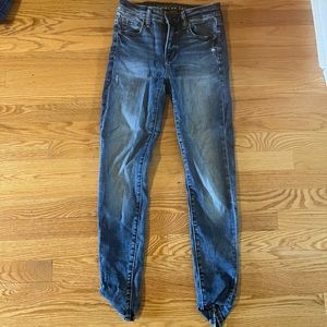 American Eagle Next Level Stretch Jean, High rise jegging Size 4 Regular